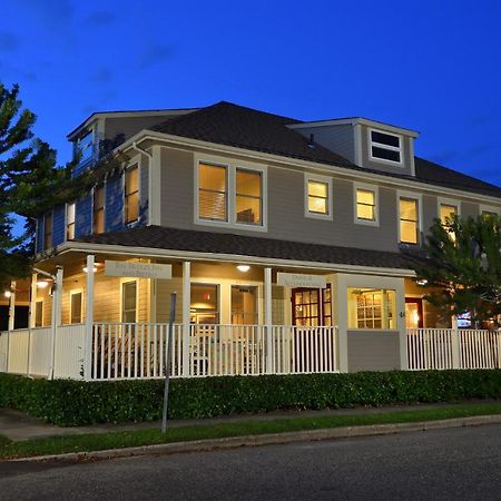 Bay Breeze Inn South Jamesport ภายนอก รูปภาพ